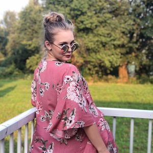 Meet your Posher, Emily